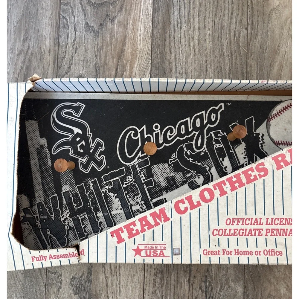 Vintage 80' NEW Chicago White Sox Team Clothes Rack Official Licensed Wood Hooks